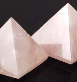 25-30mm Rose Quartz Pyramid