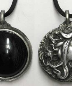 Scrying Necklaces