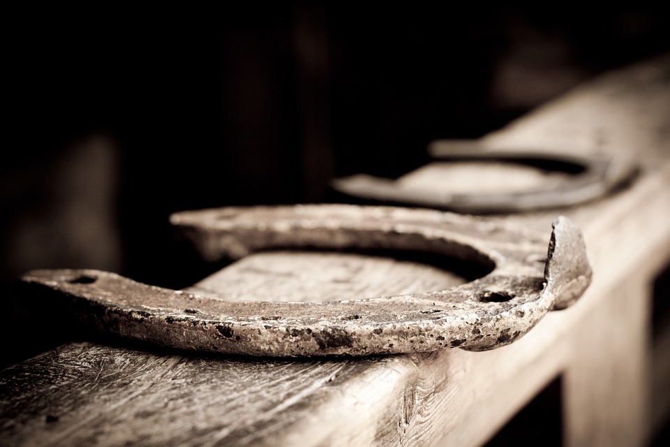 Horseshoe magic